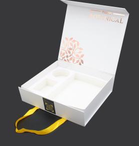 Custom Wholesale Luxury Hampers Foldable White Magnetic Gift Packaging Jar Boxes With Yellow Silk Handle 