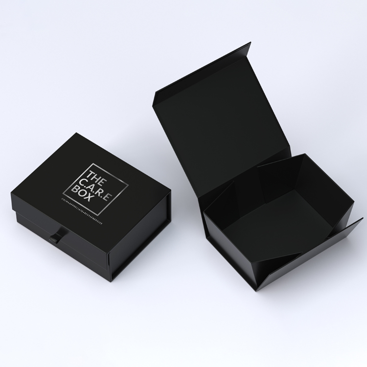 black magnetic <a href=https://custompackcn.com/paper-gift-boxes.html target='_blank'>gift box</a> 2.jpg