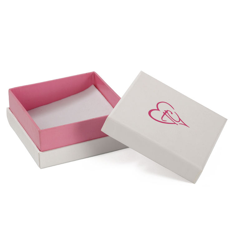 lid and base <a href=https://custompackcn.com/paper-gift-boxes.html target='_blank'>gift box</a>es.jpg